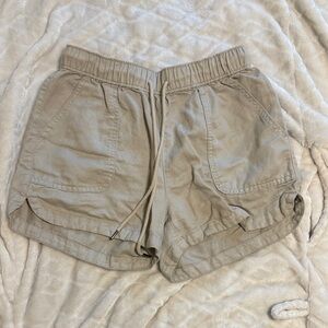 Women's Beige Cargo Shorts